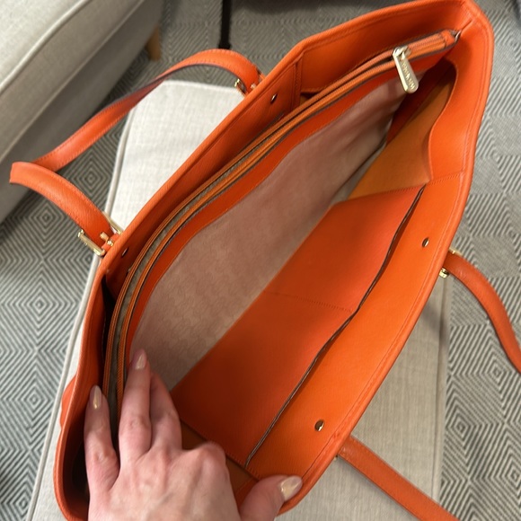 Michael Kors laptop summer bag - Picture 3 of 6